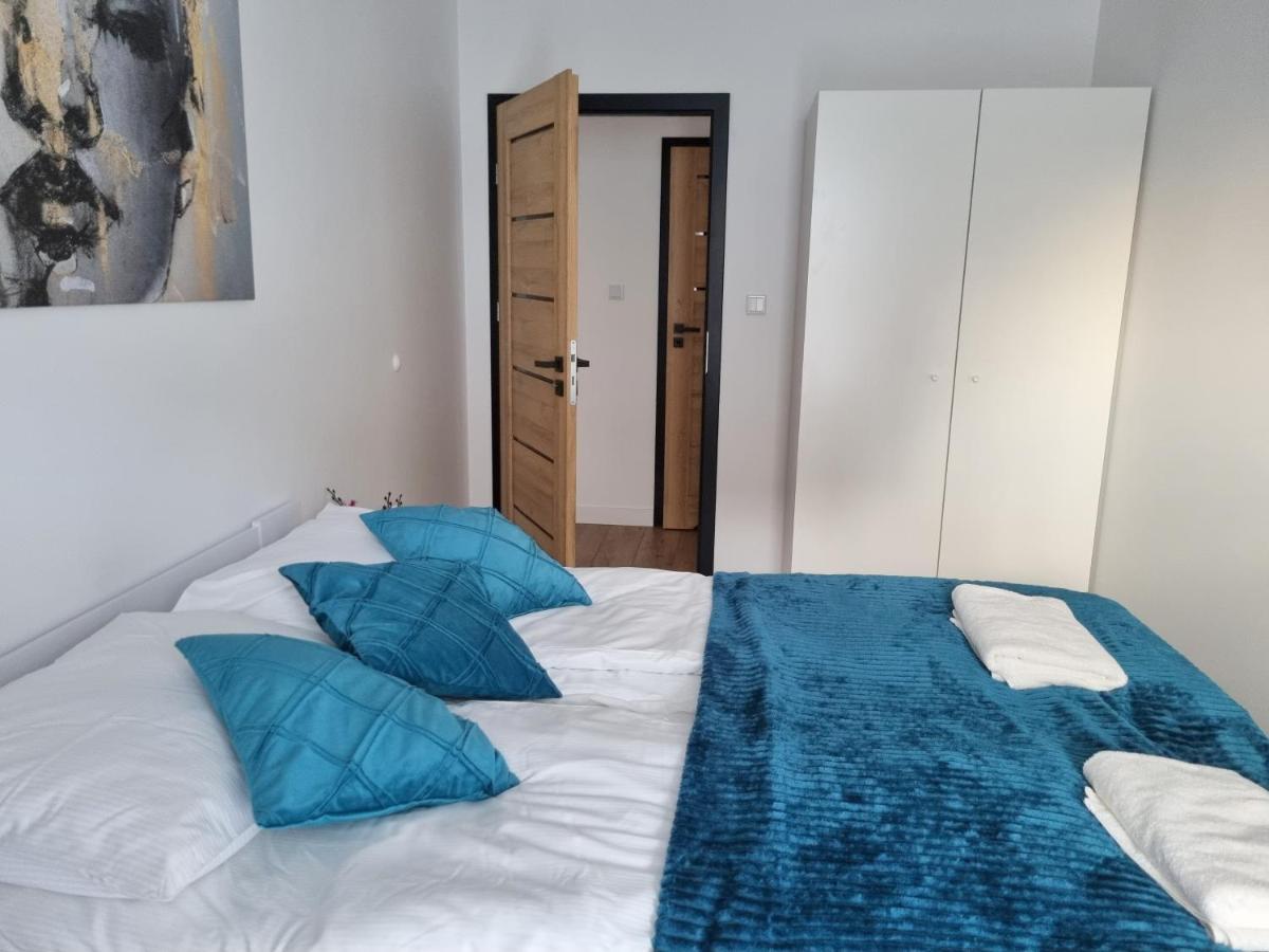 Apartment With 2 Bedrooms & Parking Wroclaw By Noclegi Renters Dış mekan fotoğraf